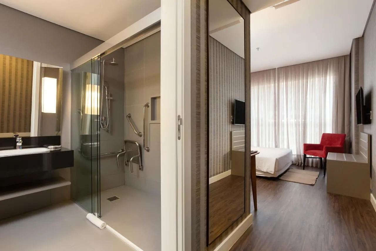 מלון Itajaí Hilton Garden Inn Praia Brava