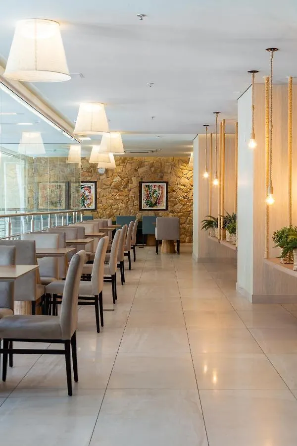 **** מלון Itajaí Hilton Garden Inn Praia Brava ברזיל