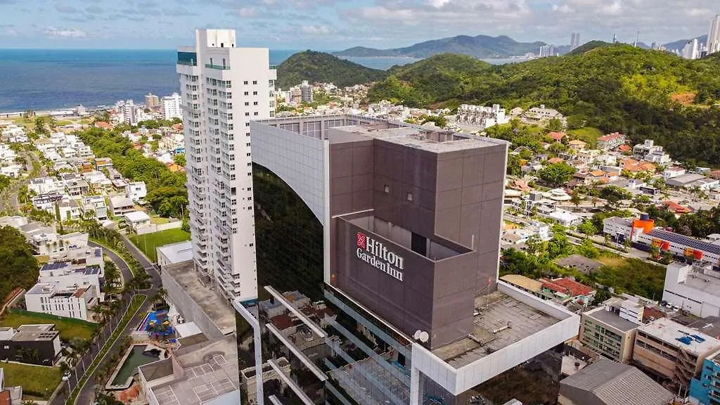 Itajaí Hilton Garden Inn Praia Brava 4*,
