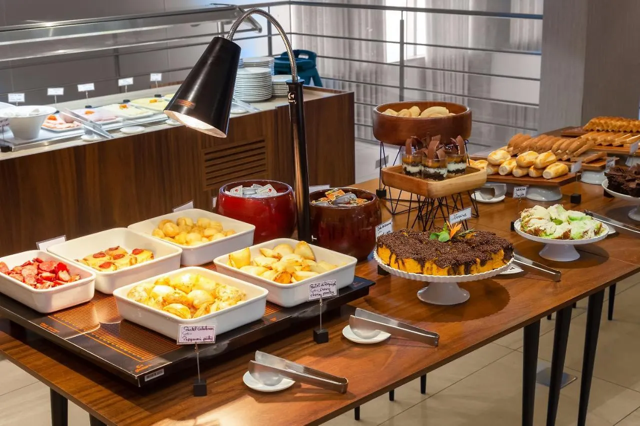 Otel Hilton Garden Inn Praia Brava Itajaí