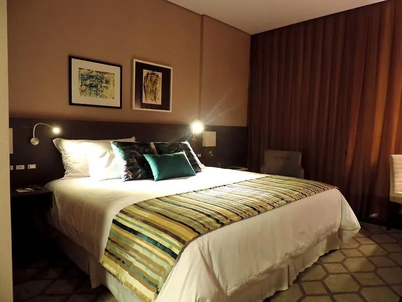 Hilton Garden Inn Praia Brava Itajaí Otel